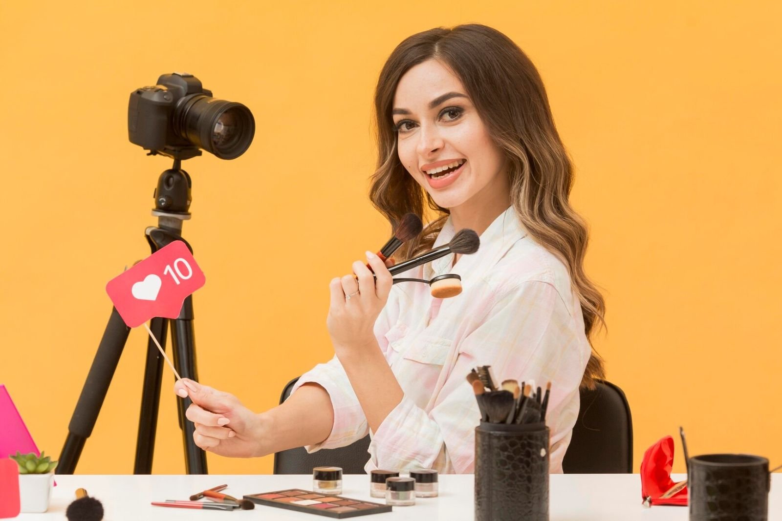 launchgpts-influencer-marketing